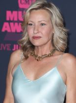 Joey Lauren Adams
