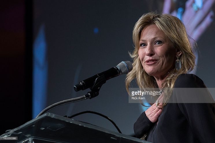 Joey Lauren Adams
