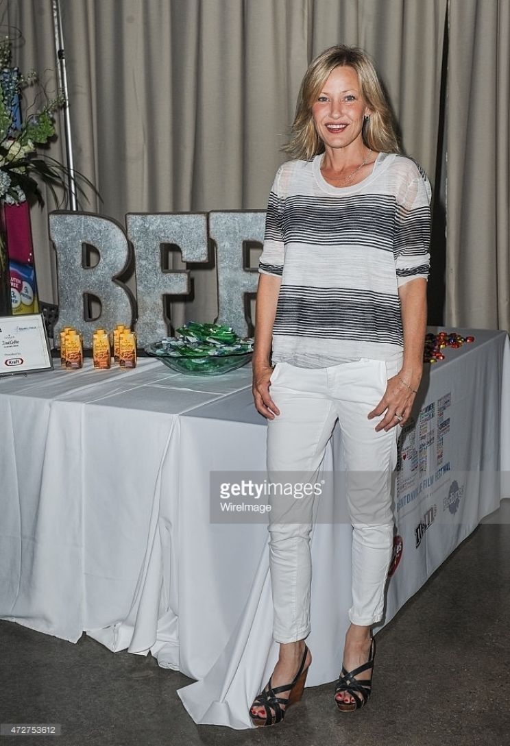 Joey Lauren Adams