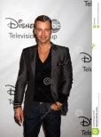 Joey Lawrence