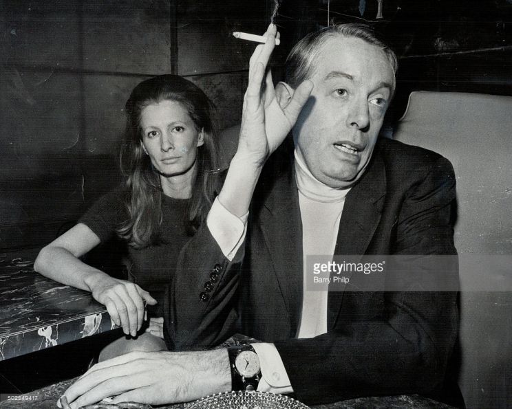 John Colicos