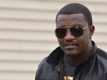 John Dumelo