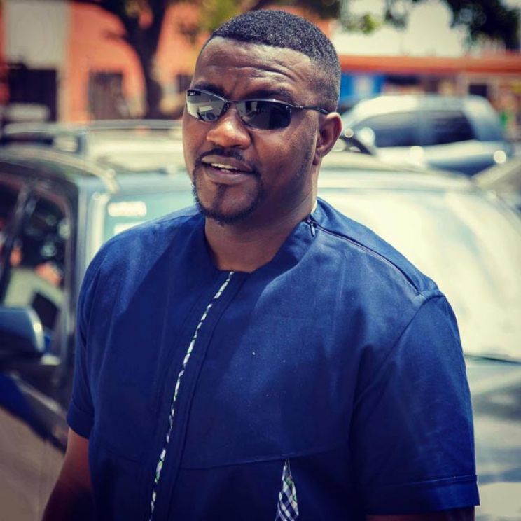 John Dumelo