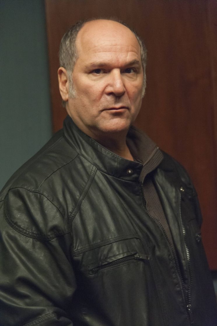 John Kapelos