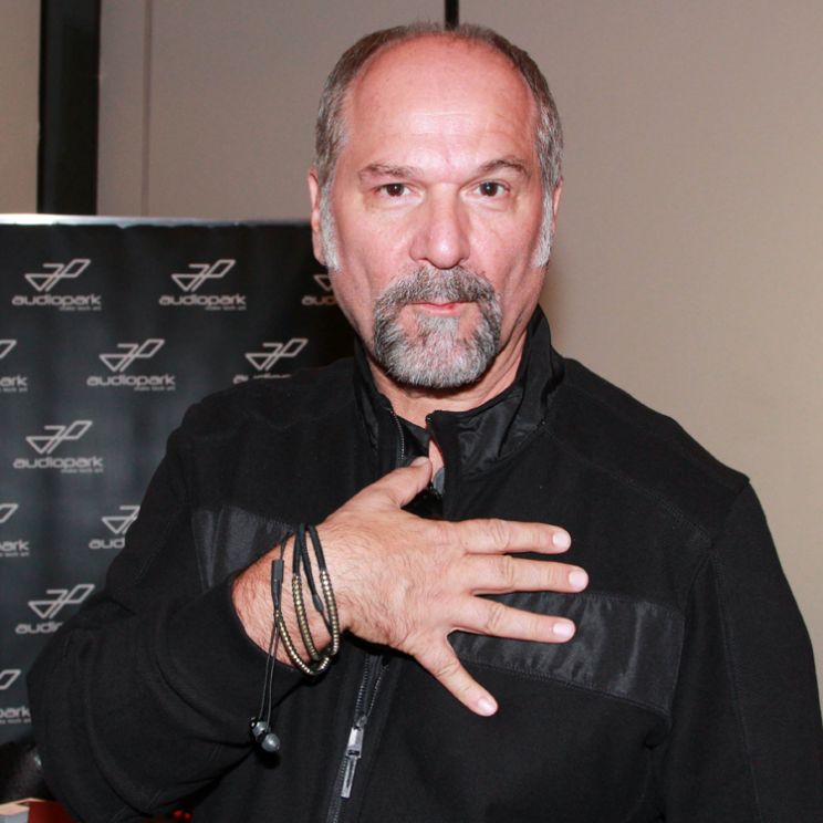 John Kapelos