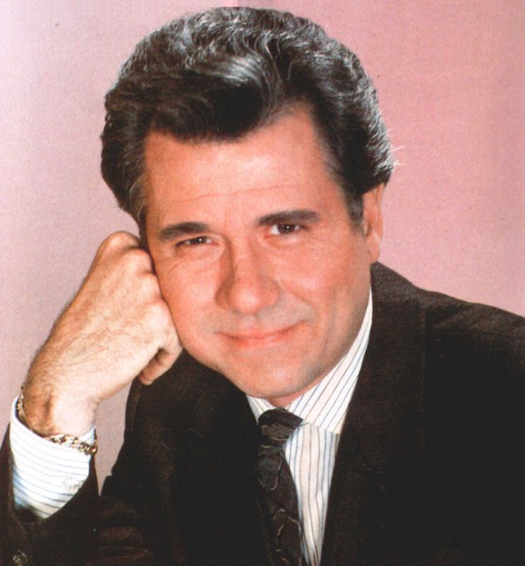 John Larroquette