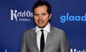 John Leguizamo