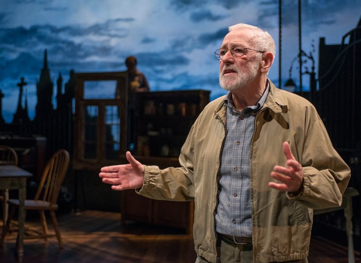 John Mahoney