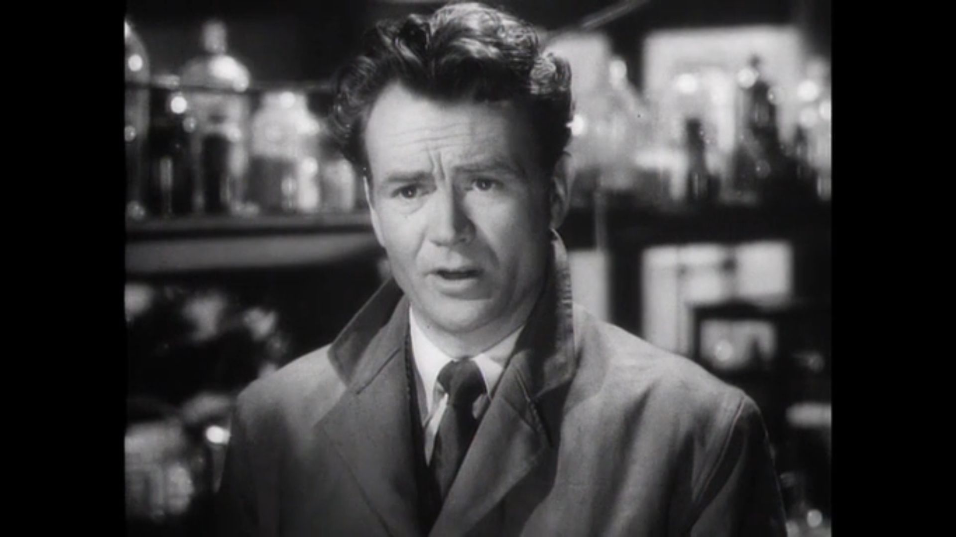 Pictures of John Mills