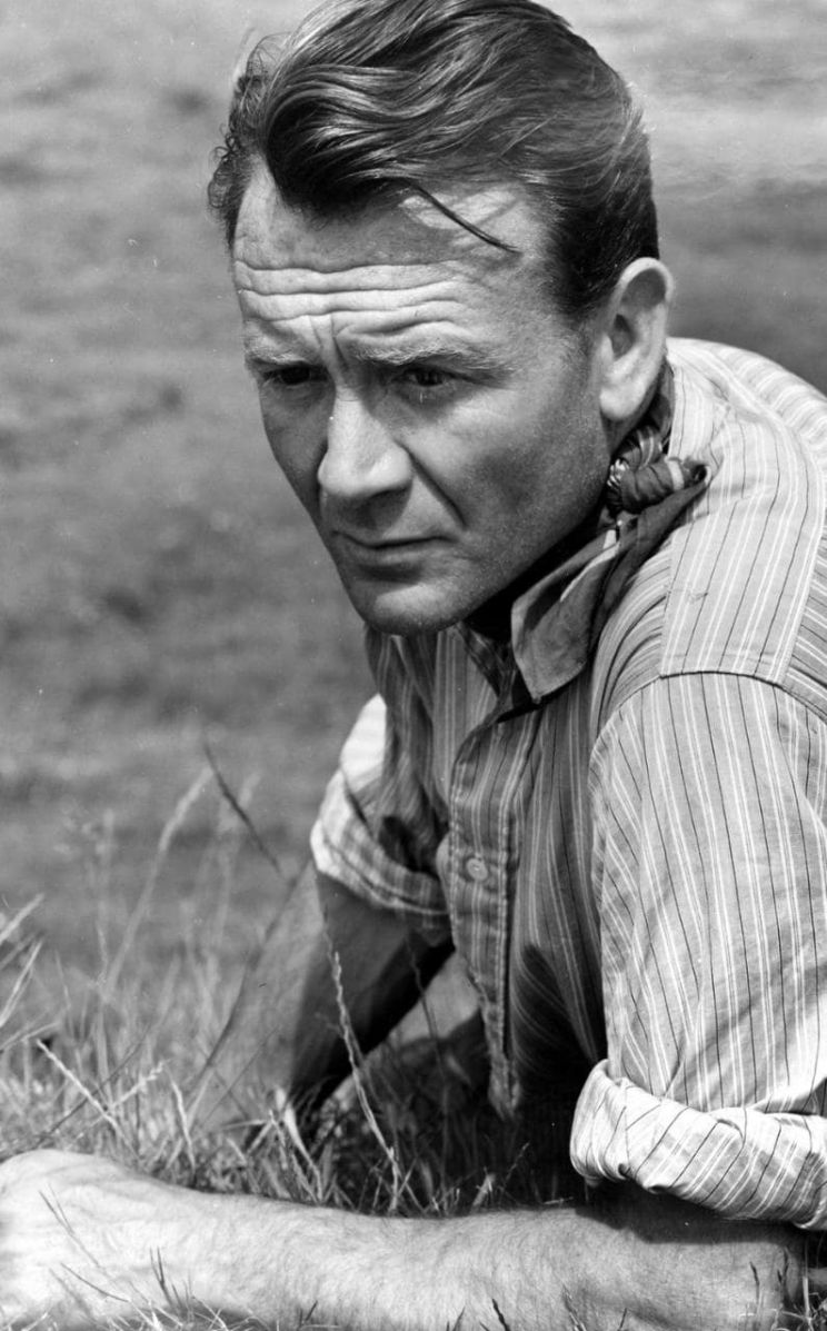 John Mills