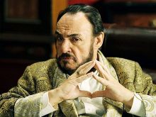 John Rhys-Davies
