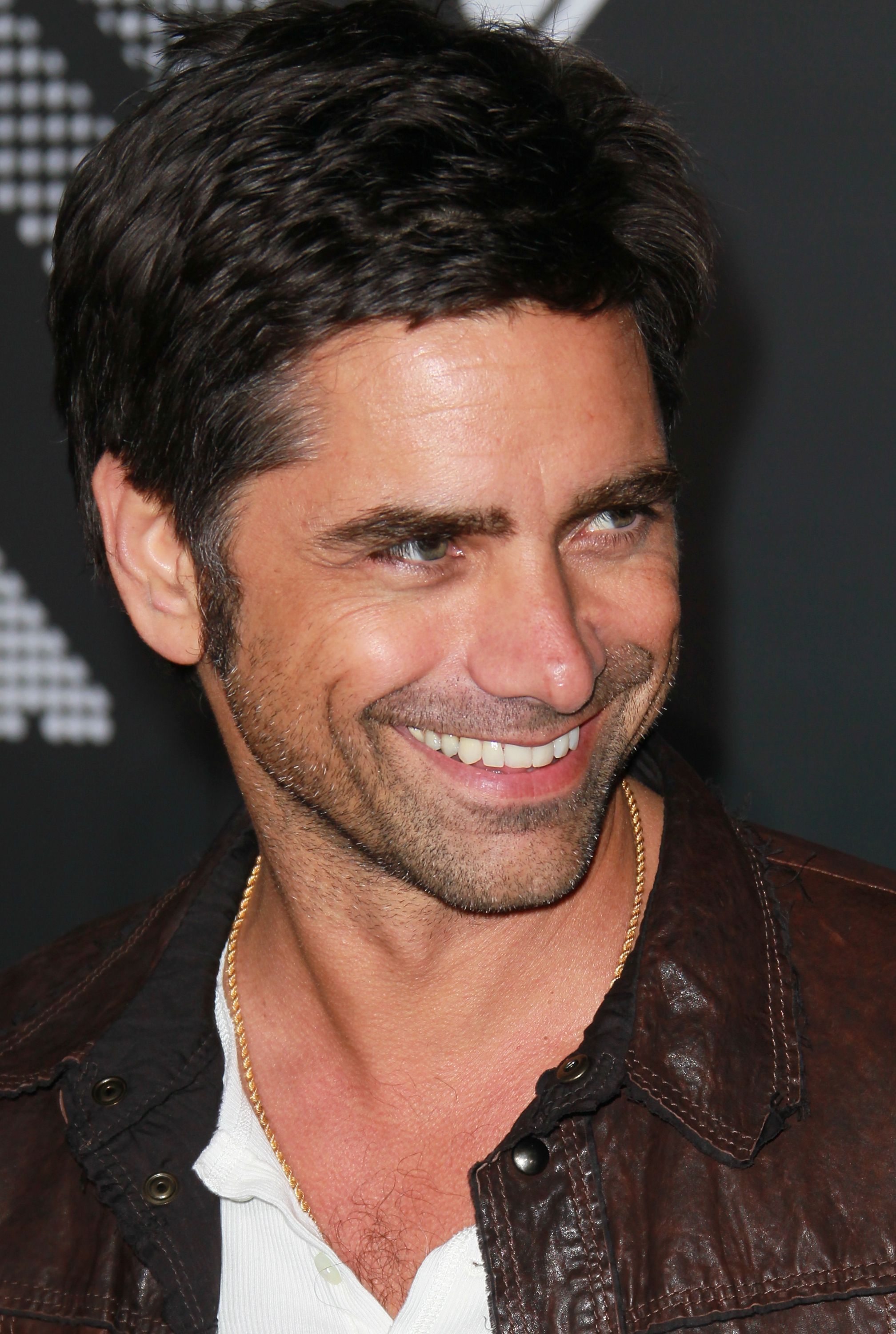 Pictures of John Stamos