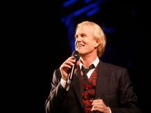 John Tesh