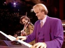 John Tesh