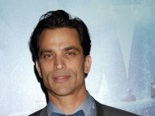 Johnathon Schaech