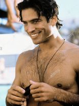 Johnathon Schaech