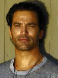 Johnathon Schaech