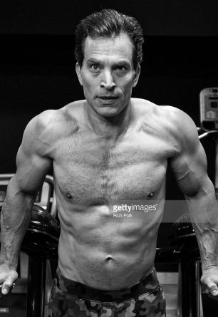 Johnathon Schaech