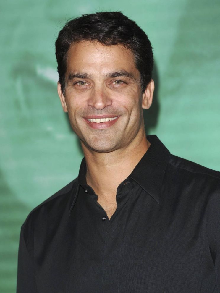 Johnathon Schaech