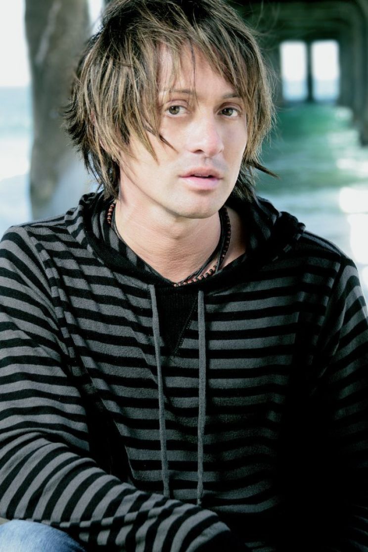 Johnny Alonso