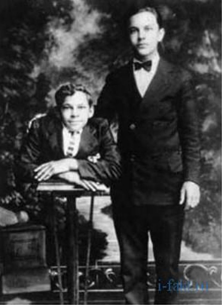 Johnny Eck