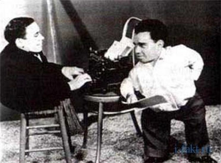 Johnny Eck