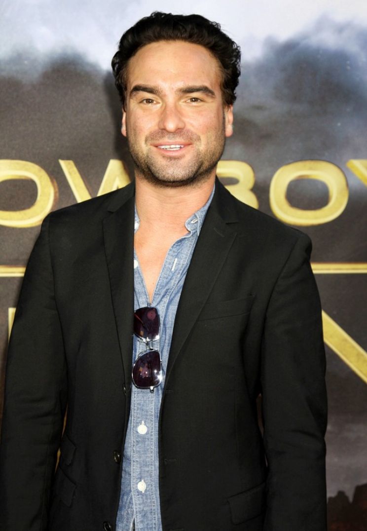Pictures of Johnny Galecki