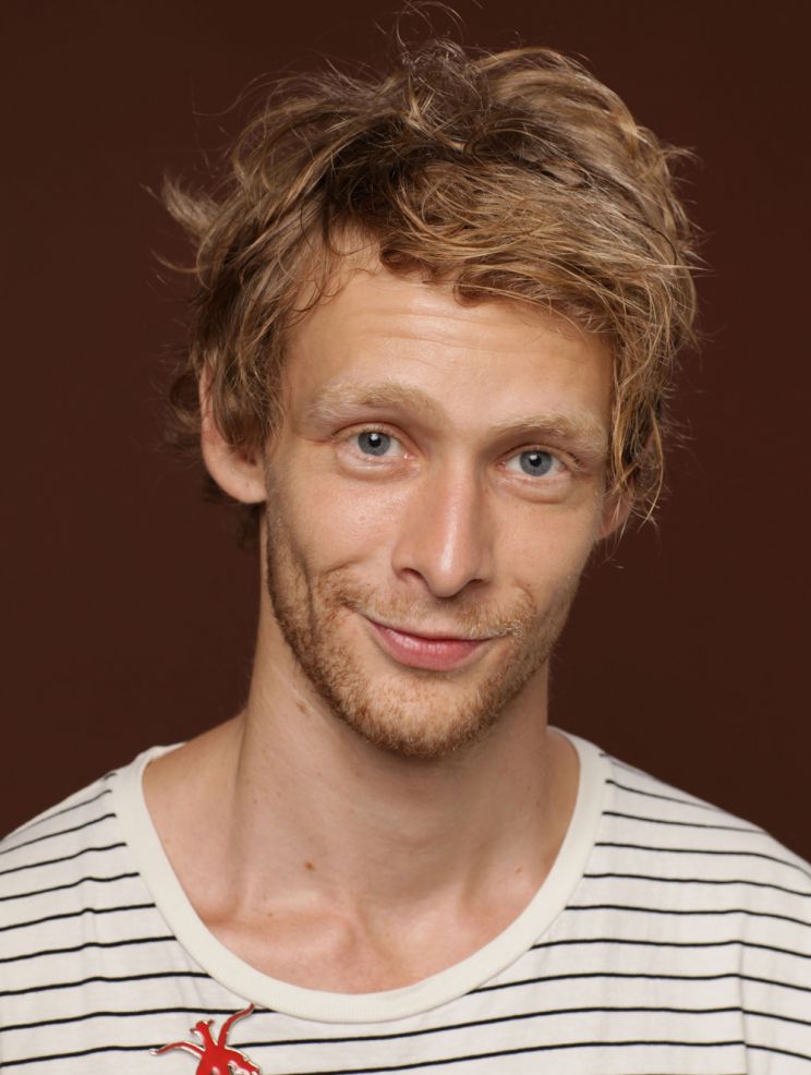 Johnny Lewis