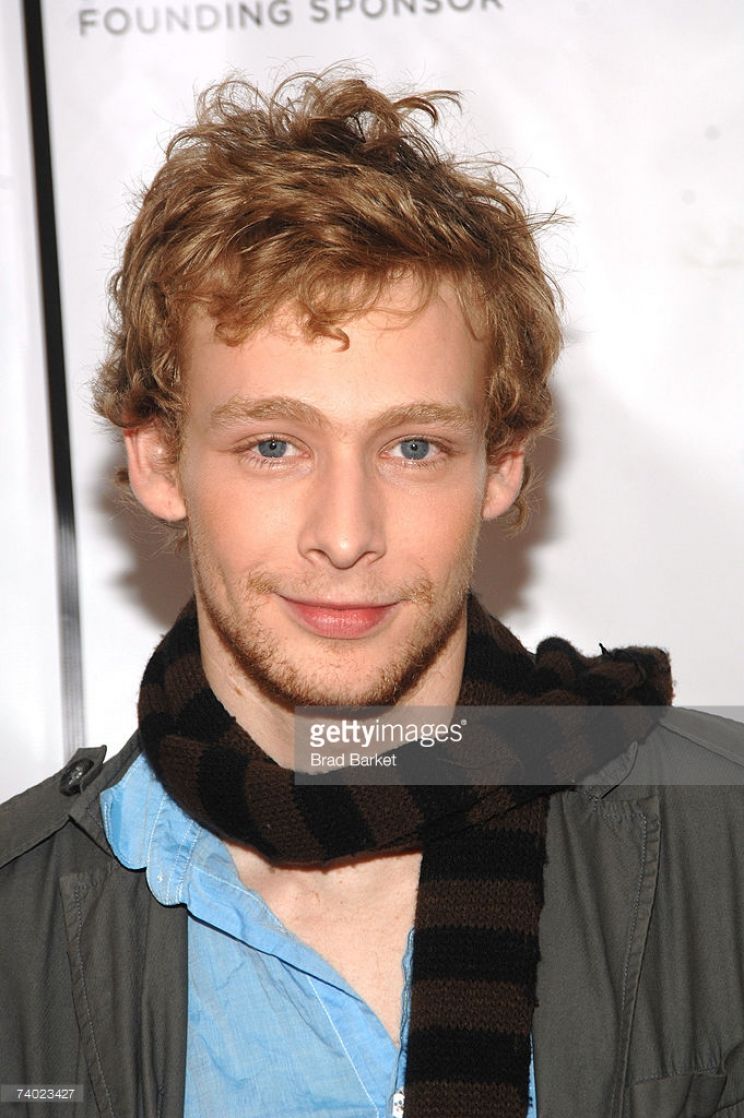 Johnny Lewis