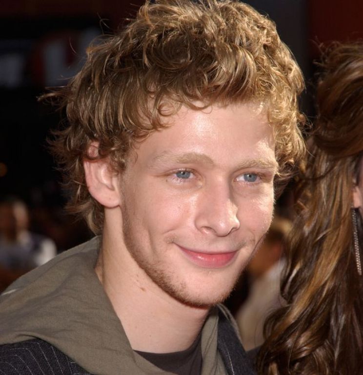 Johnny Lewis