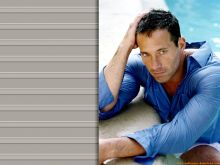 Johnny Messner