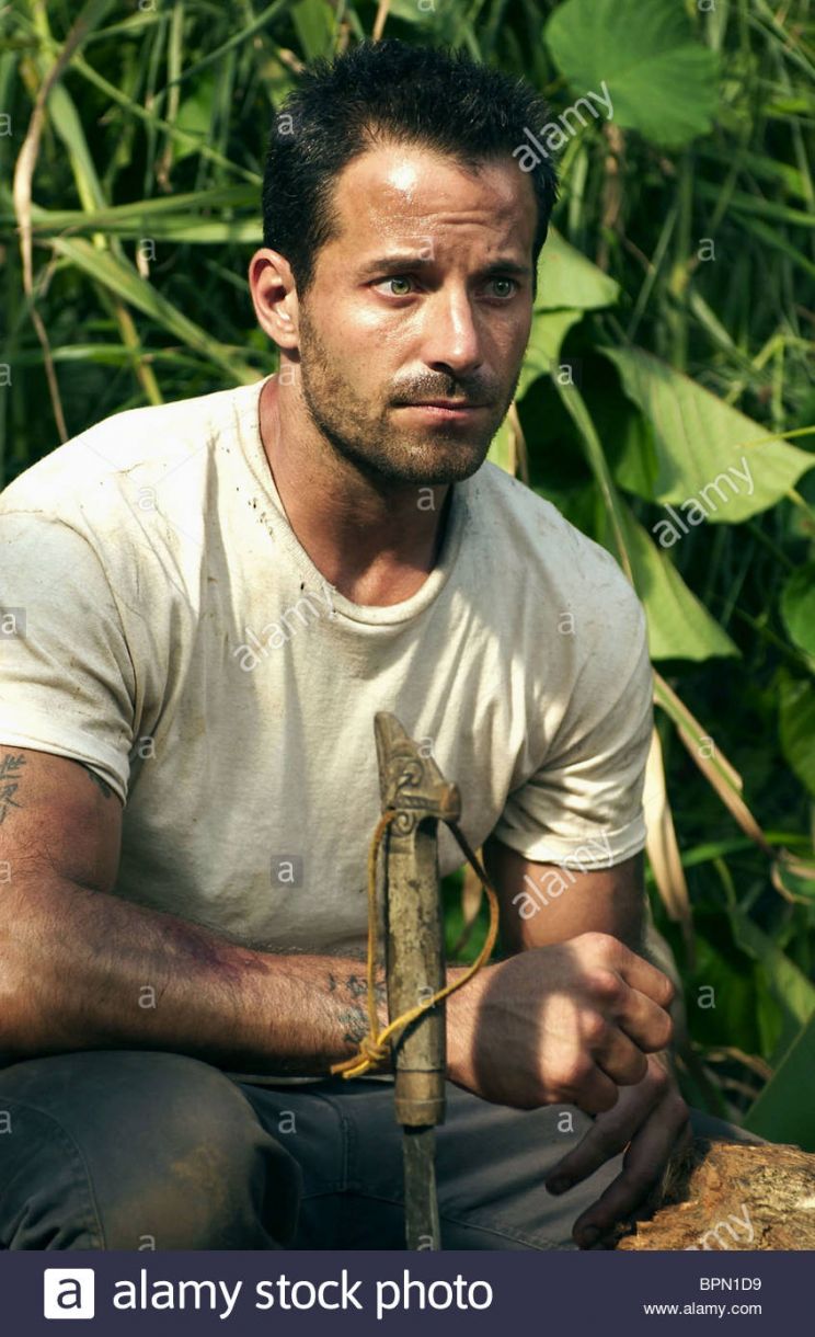 Johnny Messner