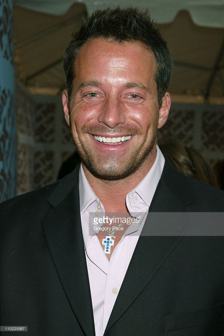 Johnny Messner