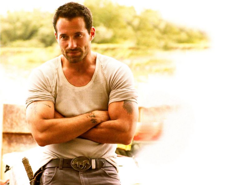 Johnny Messner