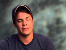 Johnny Simmons
