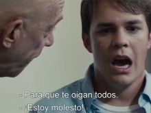 Johnny Simmons