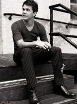 Johnny Simmons