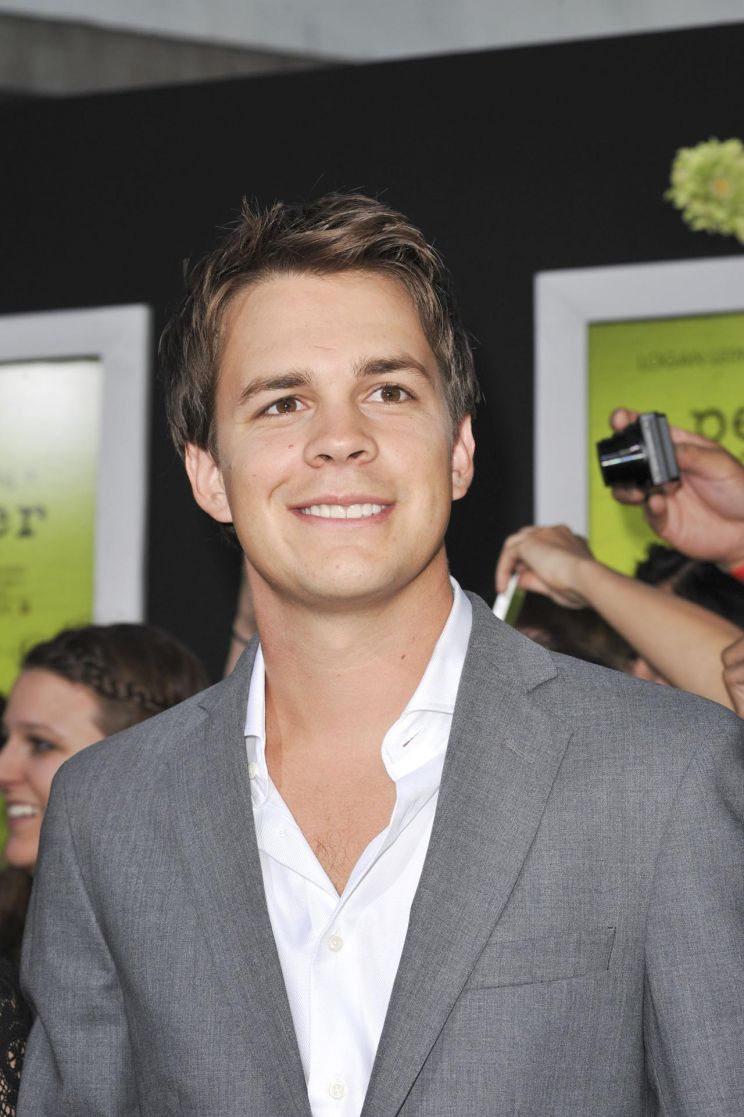 Johnny Simmons