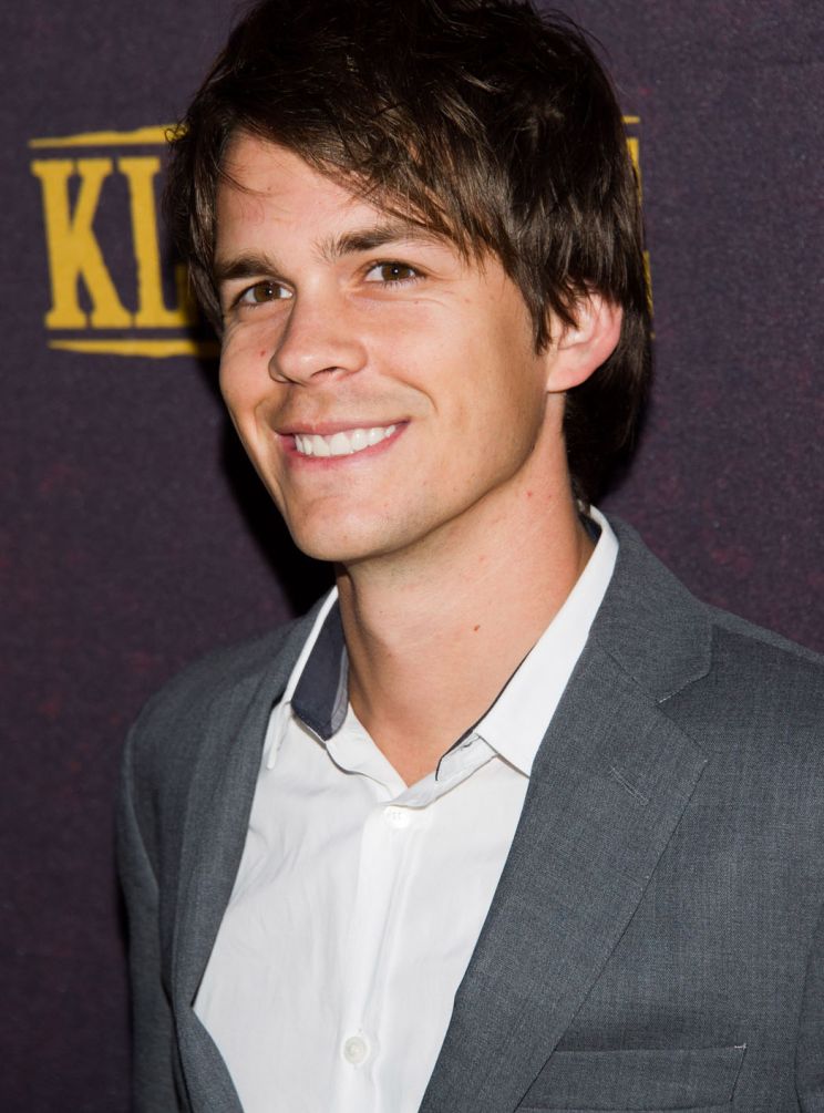 Johnny Simmons