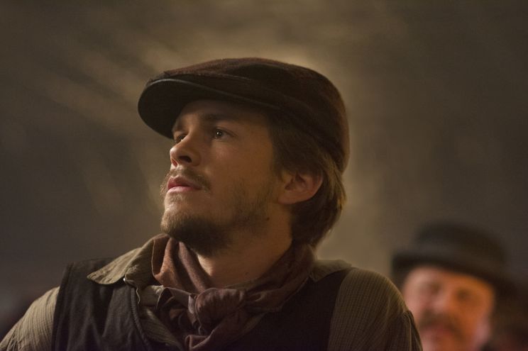 Johnny Simmons