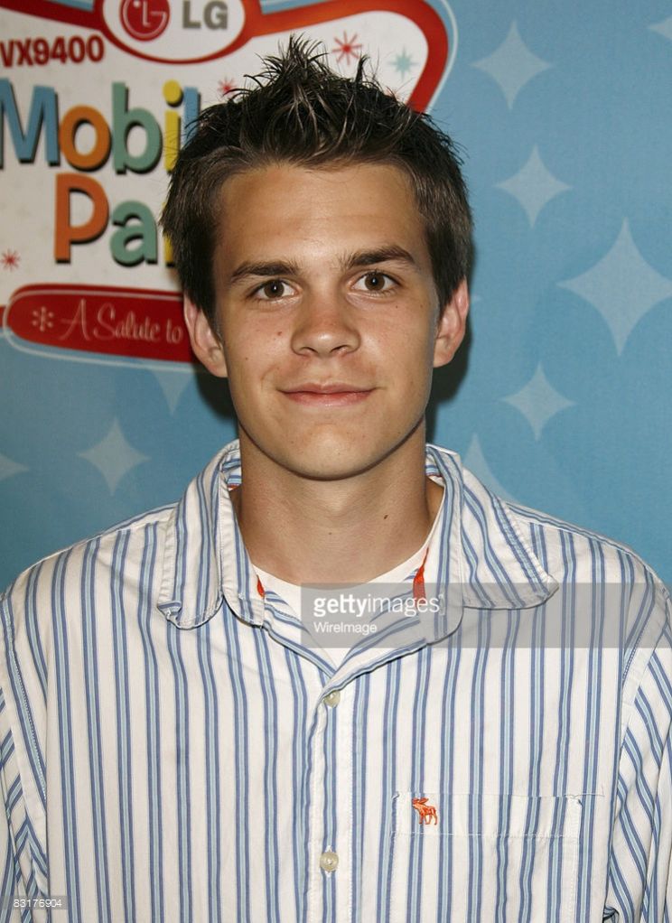 Johnny Simmons