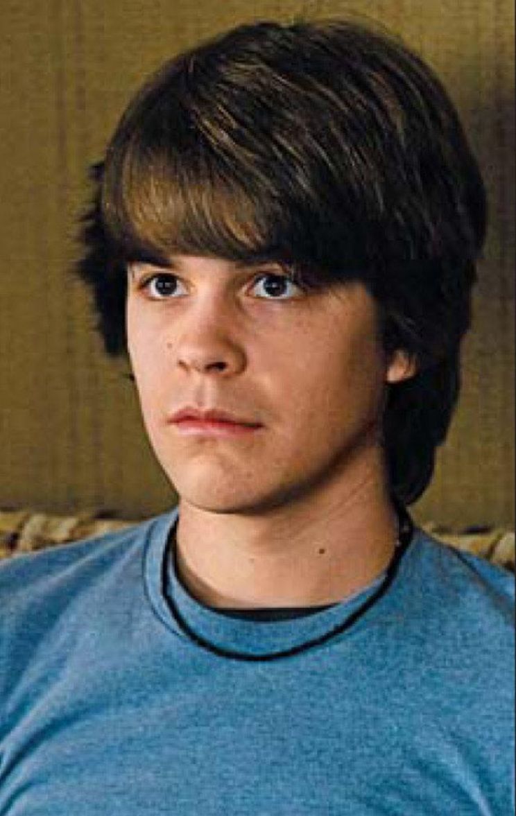 Johnny Simmons