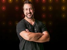 Johnny Skourtis
