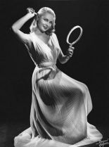 Joi Lansing photo