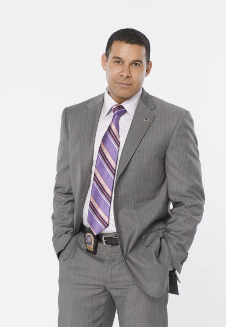 Jon Huertas