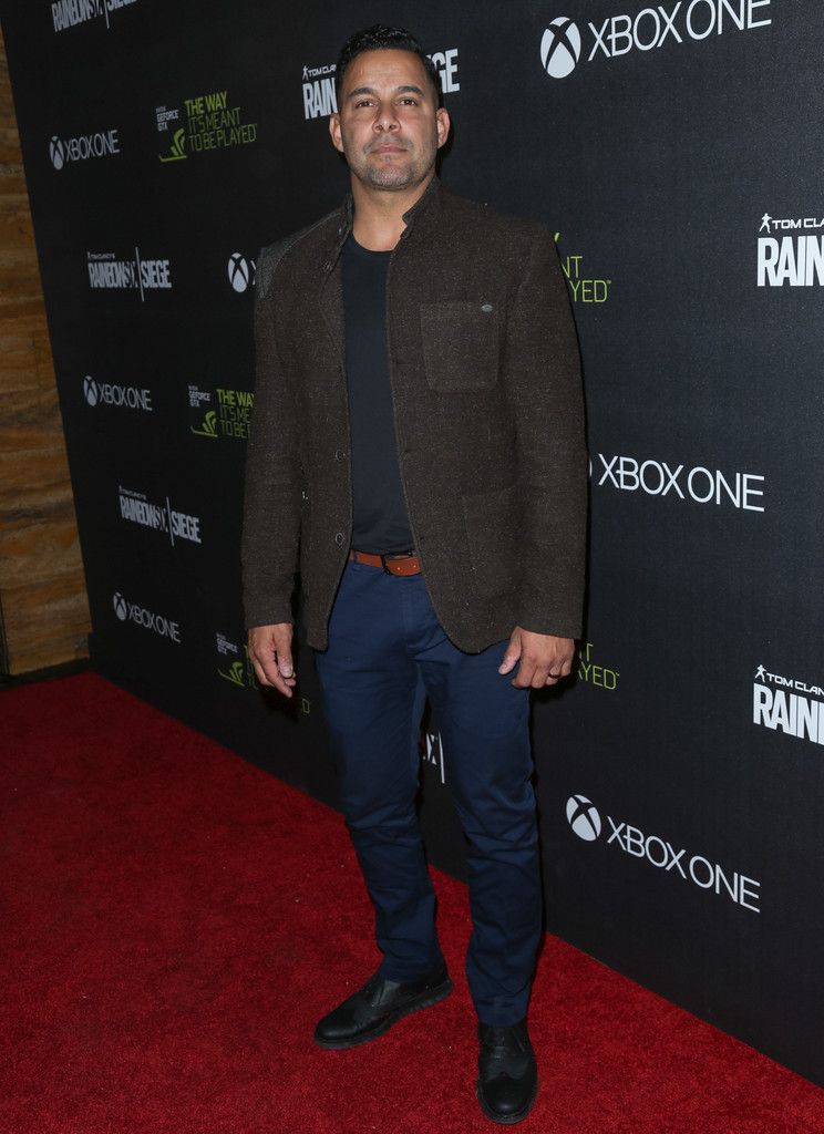 Jon Huertas