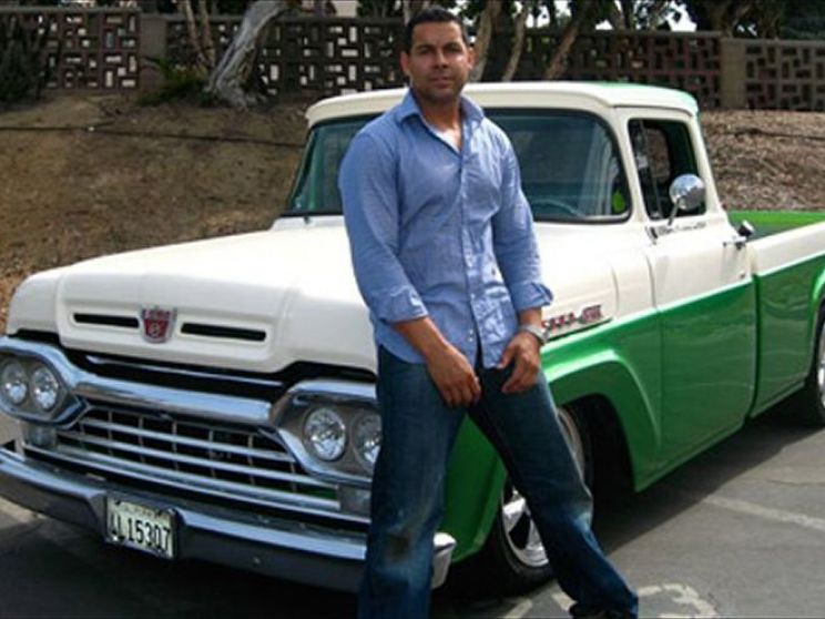 Jon Huertas