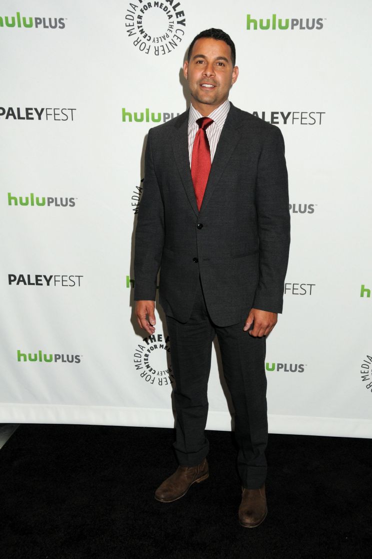 Jon Huertas