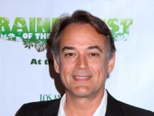 Jon Lindstrom