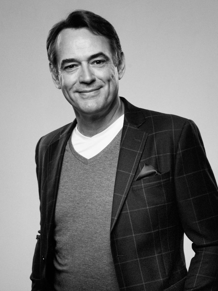 Jon Lindstrom